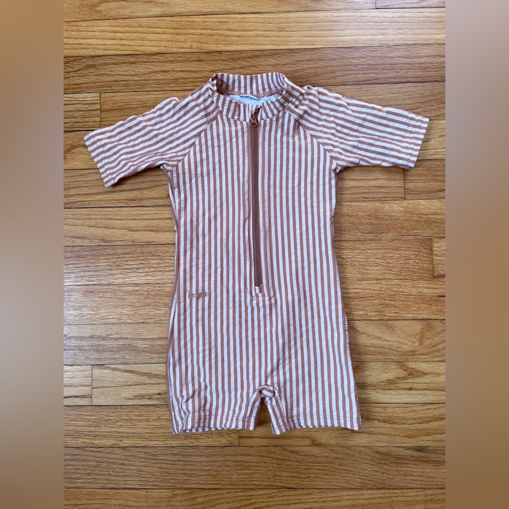 Liewood rash guard, size 98/104 (4T), rose stripe